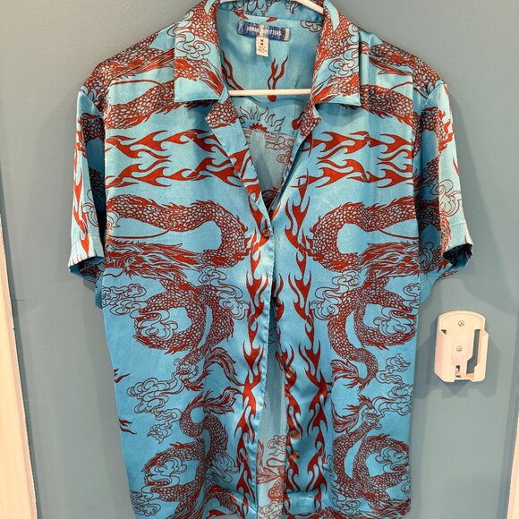 UO Dragon Button Down T-Shirt - Picture 1 of 3